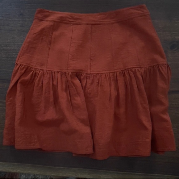 New Banana Republic Button-Front Tiered Mini Skirt Rust Burnt Orange Small NWT - Picture 3 of 3